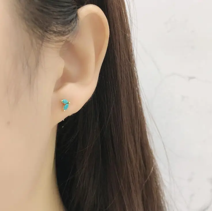 Luxury earrings studs round cubic zirconia bezel setting diamond 925 gold plate piercing woman earrings jewelry
