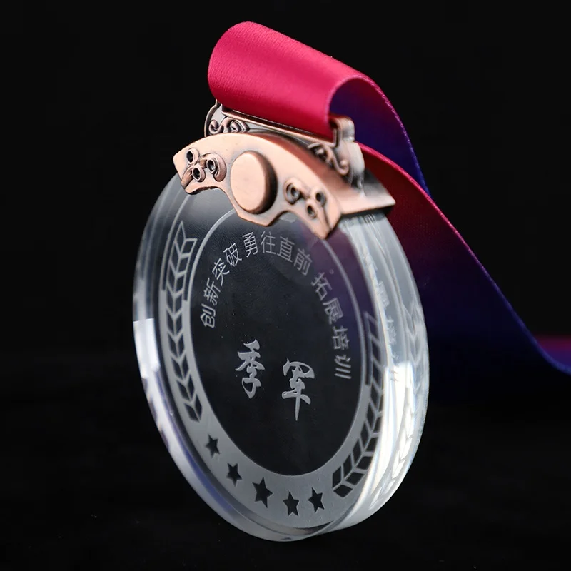 Yiwu Medals And Trophies Manufacture Wholesale Sport Engraving Crystal Medal With Gift Box
