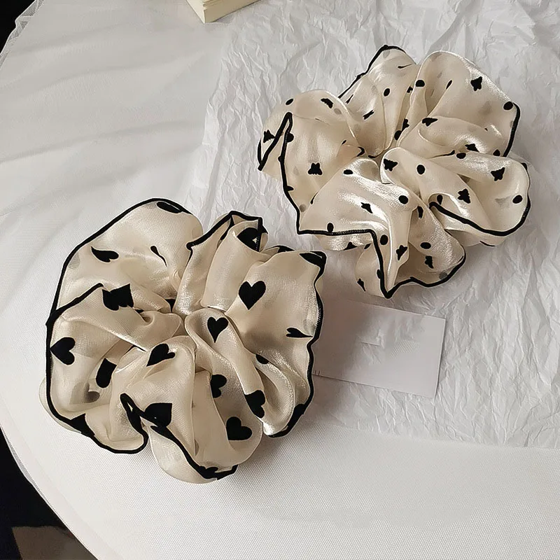 Wholesale Fashion Hair Scrunchies Heart Flower Printed Chiffon Oversize Hair Scrunchies Women Hair Accessories