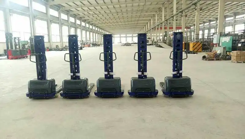 Weliftrich 500 кг 700 самоподнимающийся электрический штабелер самостоятельно ZTS-05 ZTS-07 Самостоятельная погрузка