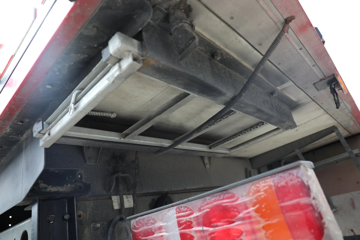 HOWO 4*2 Larger Box For Sale Transportation of Refrigerated Truck Loads!