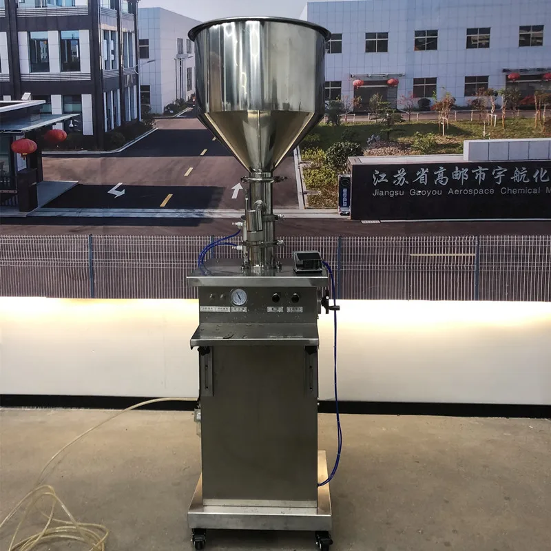 Продажа с завода полуавтоматическая машина для розлива сока жидкого льда чая напитков концентрата молока