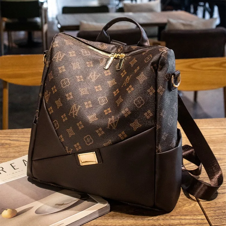 2023 new large capacity printed fashion ladies light leisure travel leather backpack