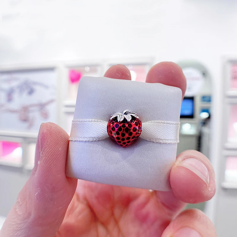 Factory Wholesale S925 Silver Strawberry Strawberry Charm Summer Fruit Beads Pandoraer Charm Bracelet for Women Gifts