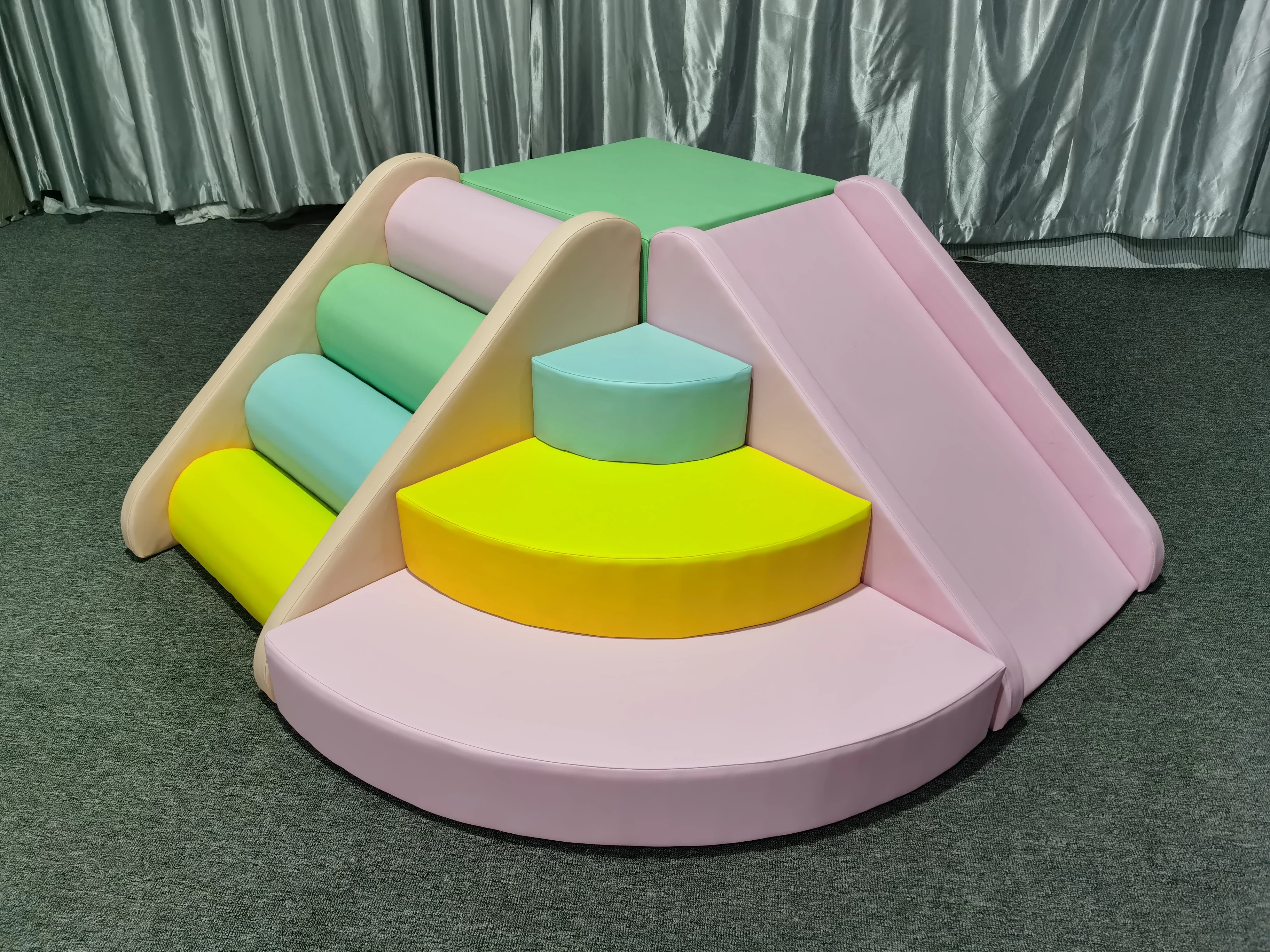 Customized Colourful Durable Kids Activities Games Play Area Soft Indoor Soft Play Set
