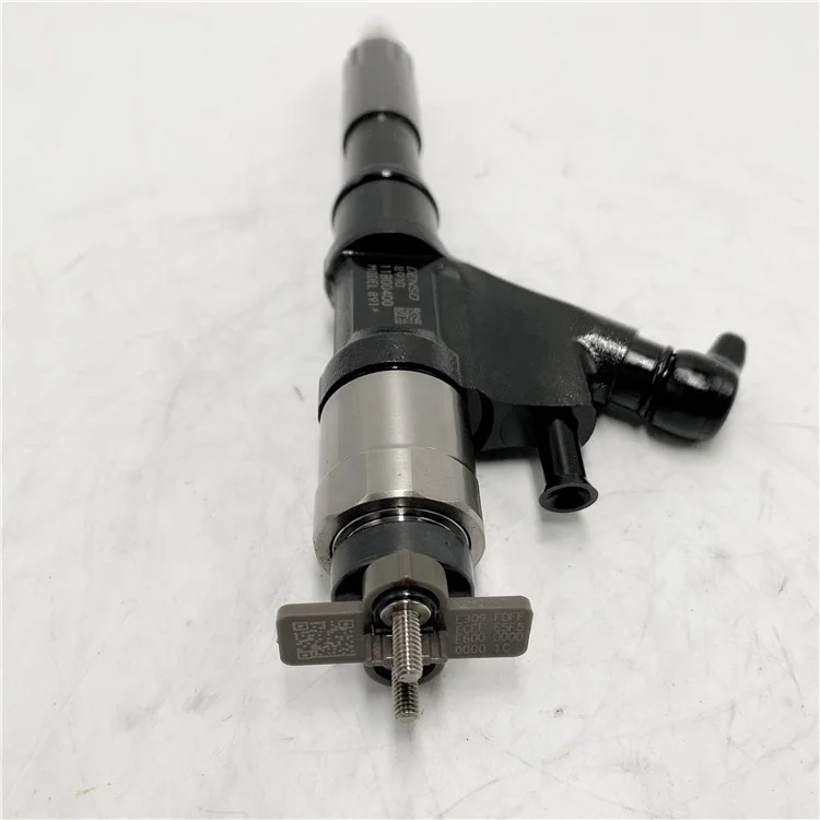 sinotruk D12 HOWO A7 injector nozzles VG1246080106 Sinotruck Howo good Weichai Yuchai dongfeng Spare Parts Factory Supplier