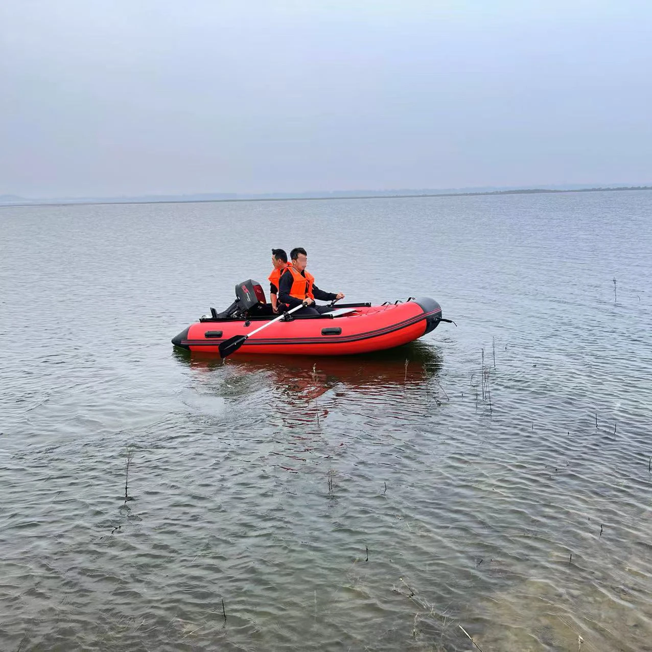 CE сертифицированная дешевая ПВХ надувная резиновая моторная профессиональная рыболовная лодка