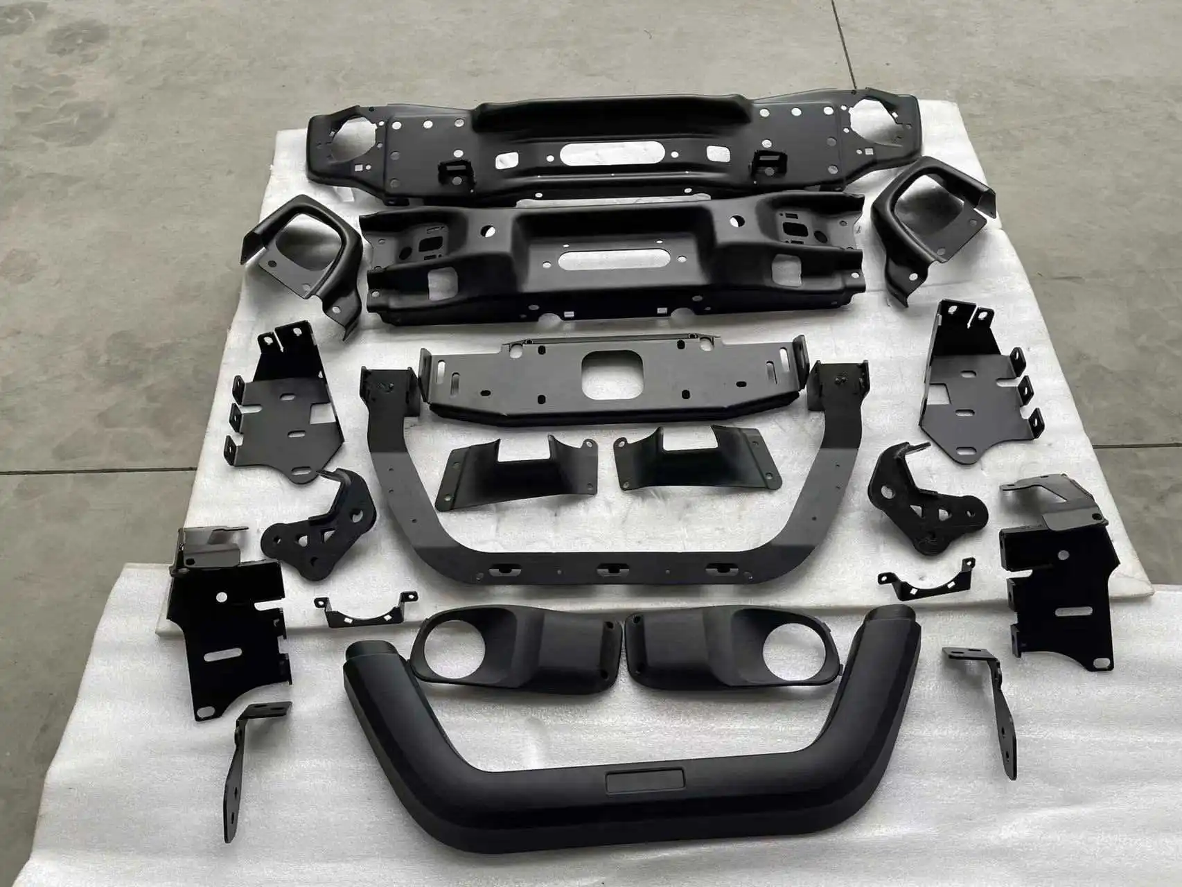 Gobison New Style Auto body system  4x4 Auto Accessories front bumper for Jeep Wrangler JL JT