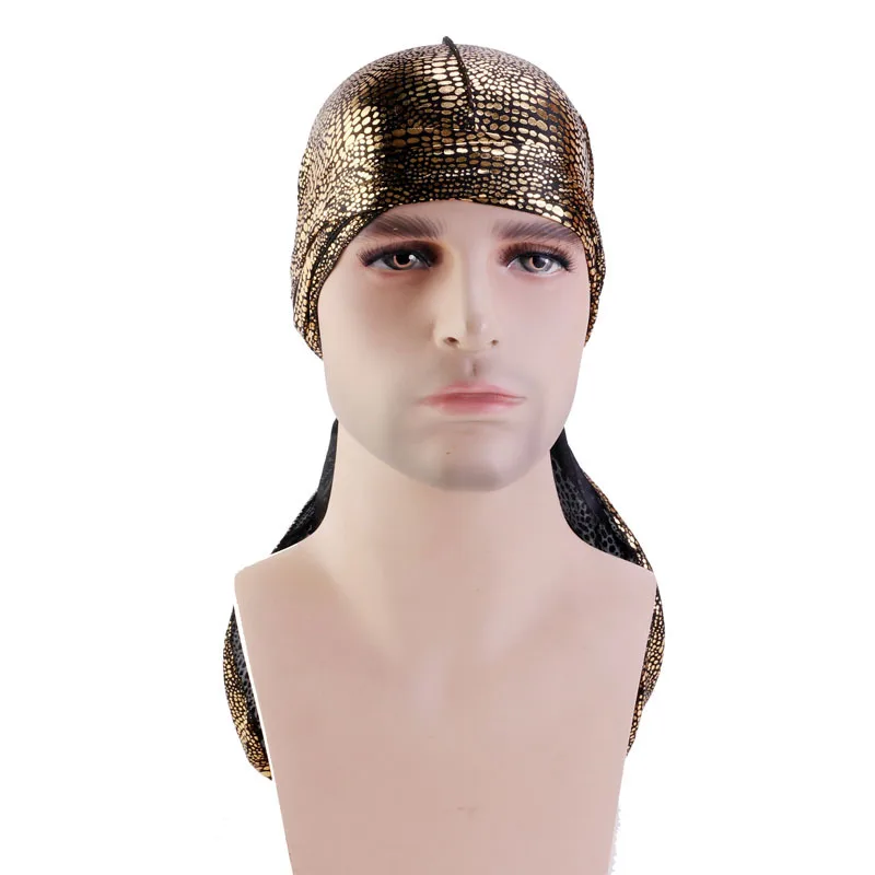 
New designer skull pattern Bronzing crocodile skin pattern Long tail pirate cloak hat 