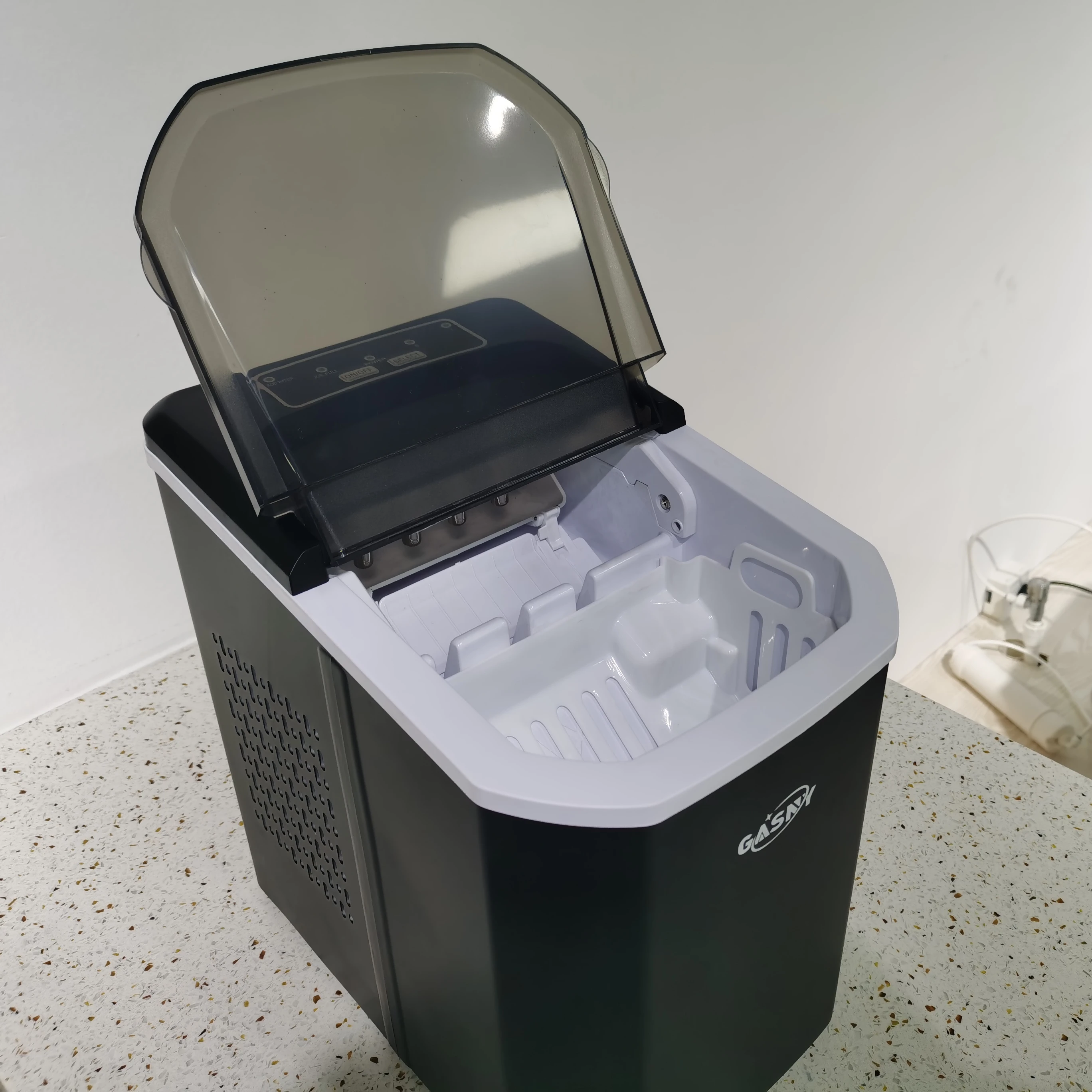 Портативный мини-льдогенератор льдогенератор домашний кубиков 26