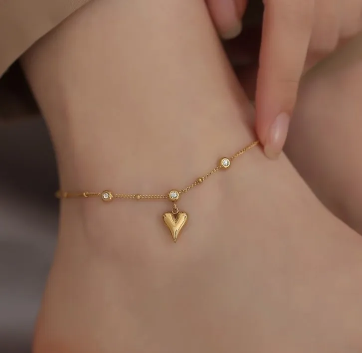 
2021 new popular titanium steel 18K gold love crystal color preservation gift classic anklet women 