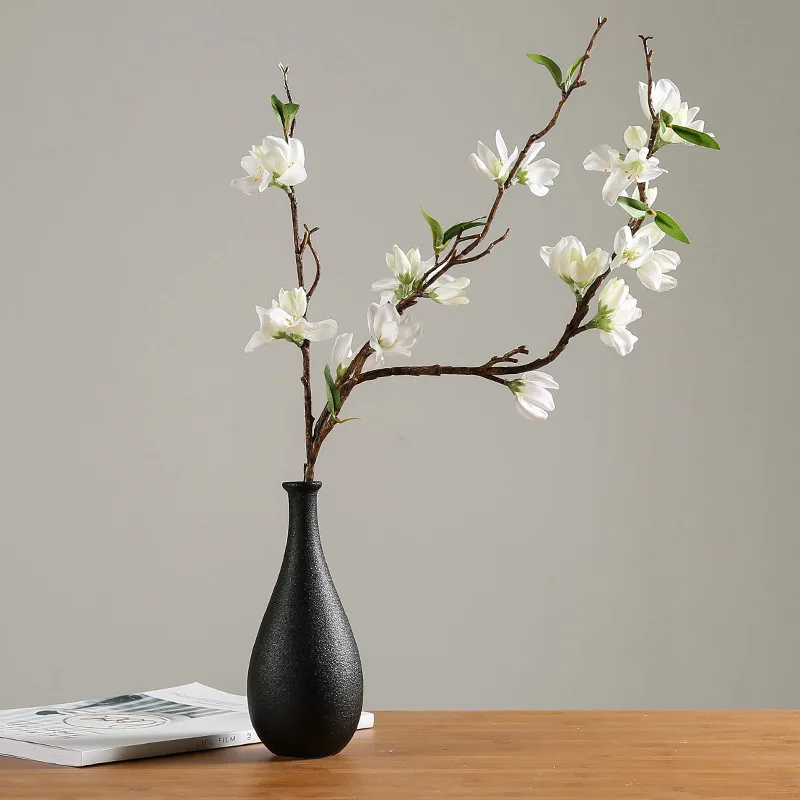 Hot Selling Black Matte Mini Ikebana Nordic Luxury Ceramic Flower Vase China Traditional Vase Home Decor