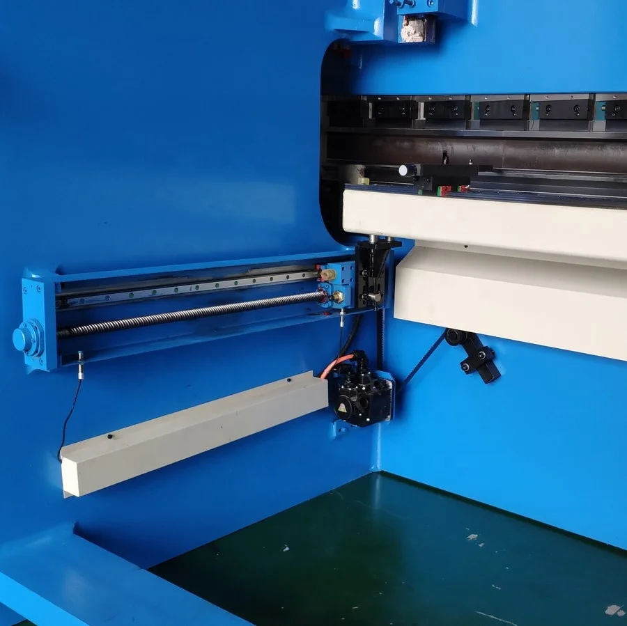 HUAXIA brand CNC electro-hydraulic press brake / Metal Plate WD67k Hydraulic Press Brake Machine hot selling