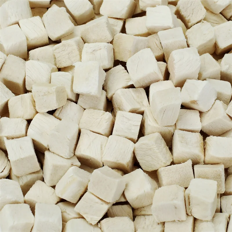 Factory wholesale Natural Diced Chicken Meat High Protein Freeze Dried Snack Cat Dog Food