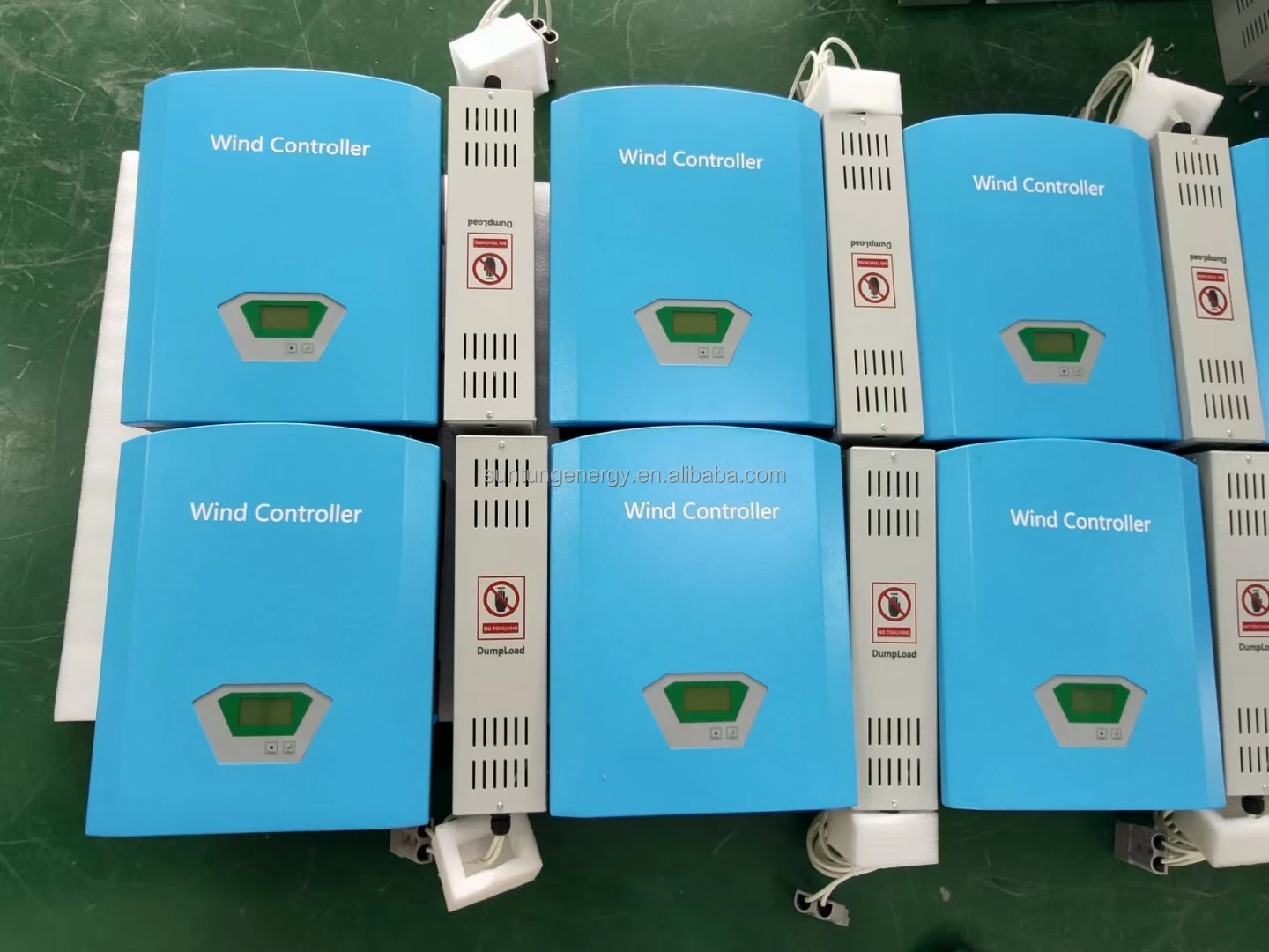 30KW three phase concise and easily operated grid tied wind controller and wind inverter all in one machine with MPPT function