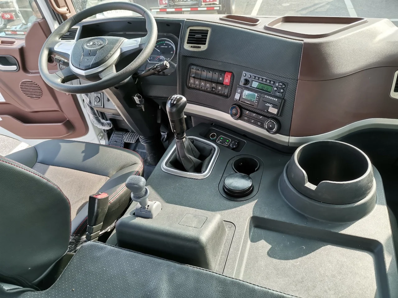 Новый дизайн охлаждающий фургон JAC 4x2 6 8 м 10 тонн для перевозки мяса холодильник грузовик