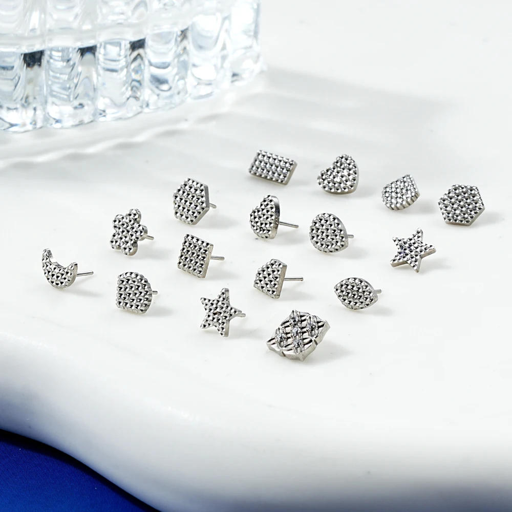 F136 Titanium piercing earrings CZ internal threaded piercing earrings tragus cartilage flat back earring stud Body jewelry