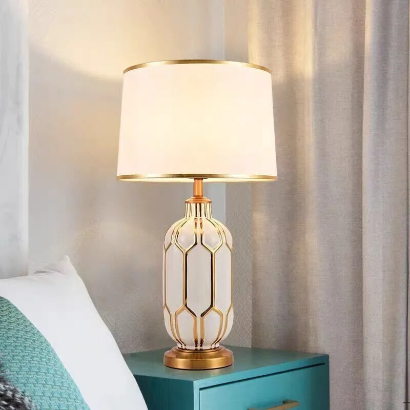 Gold Metal Ceramic Vase Side Table Light E27 Hotel Home Decor Desk Lighting Modern Bedroom Bed Lamp Luxury Bedside Table Lamp