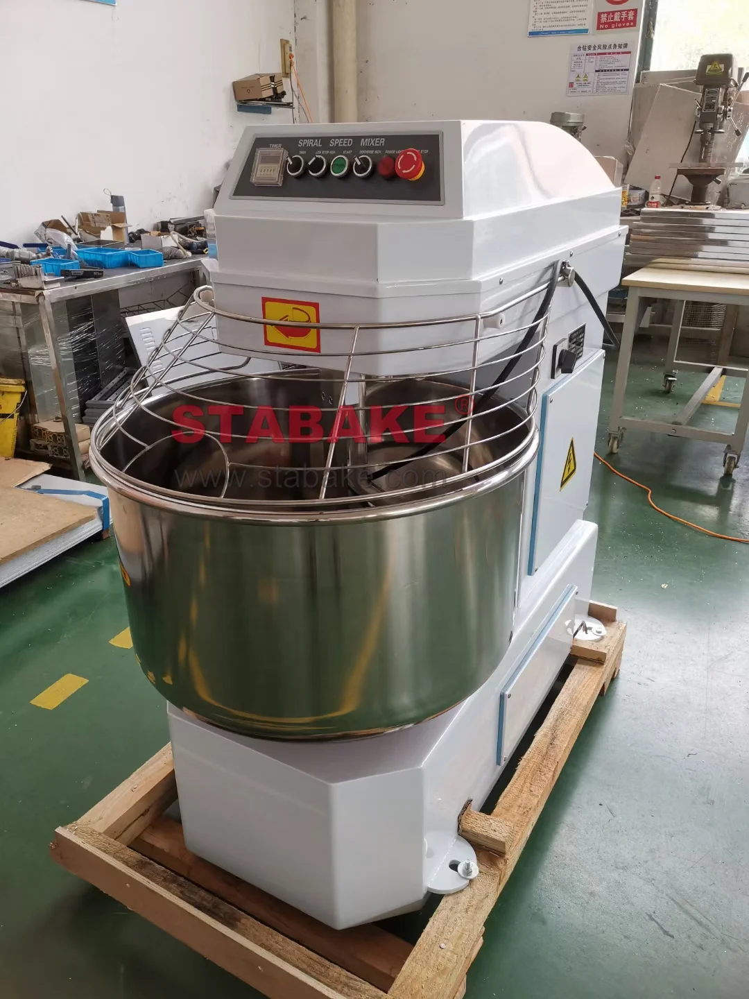 Commercial Bakery Spiral Dough mixer mixing Machine price for bread pizza industrial flour mixer 25 kg 50kg 100 kg