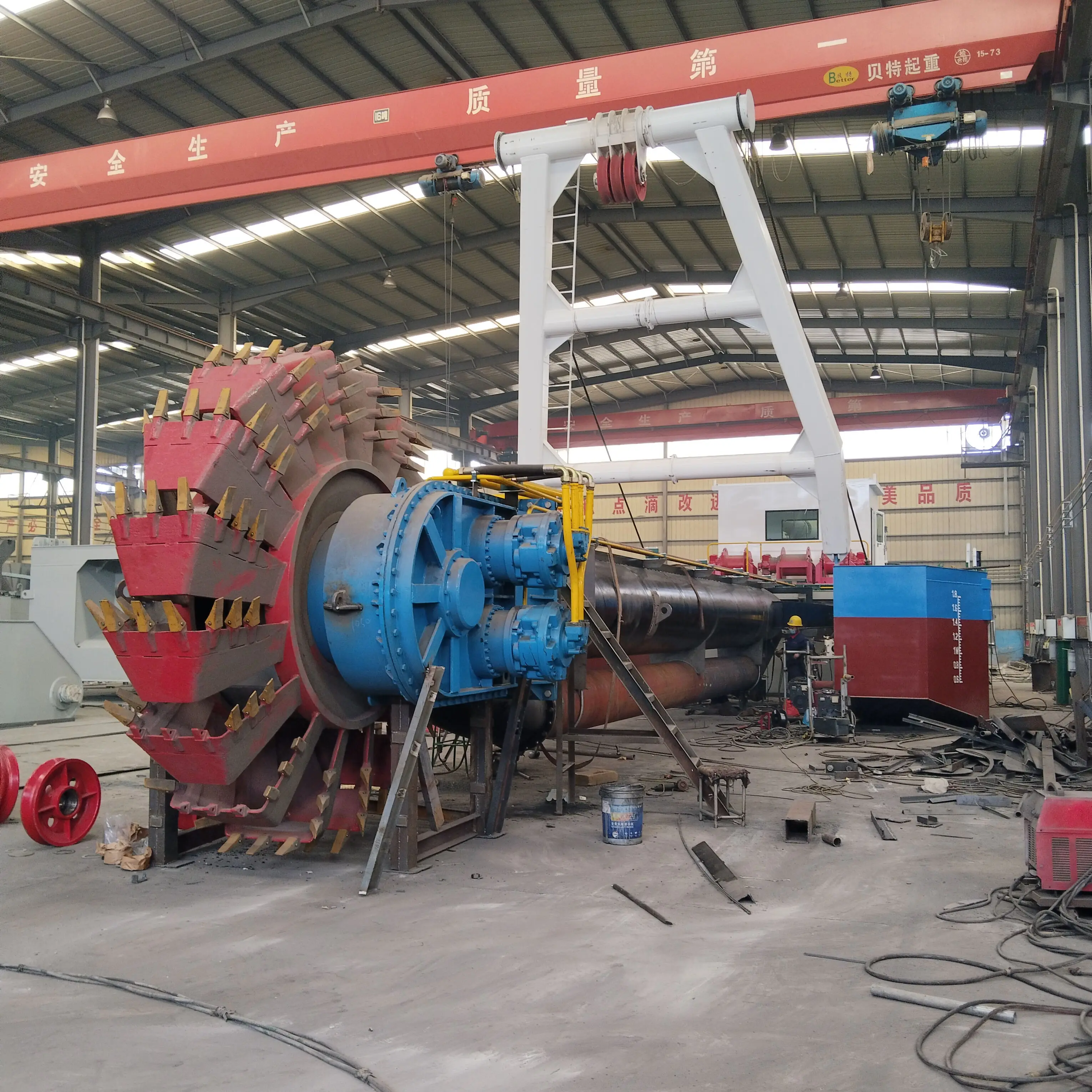 2000 m3/h Diesel Powered Hydraulic Rive Lake Thick Mud Hard Sludge Cleaning Boat