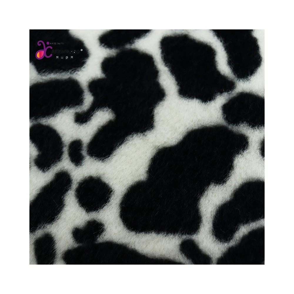 Single-sided  Faux Fox Fur Cow Printing Fabric 500GSM 1.5 Width Winter Vest Plush Fabric