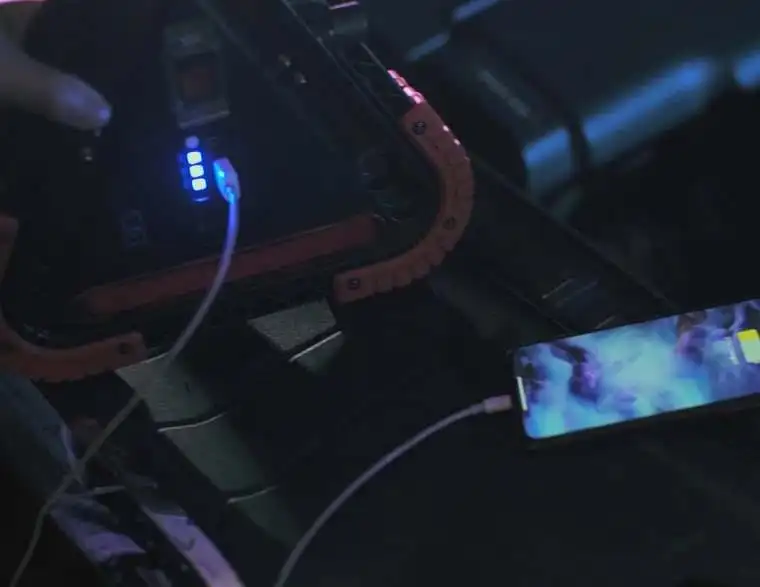 rechargeable car tripod triangle warning light road side reflectors