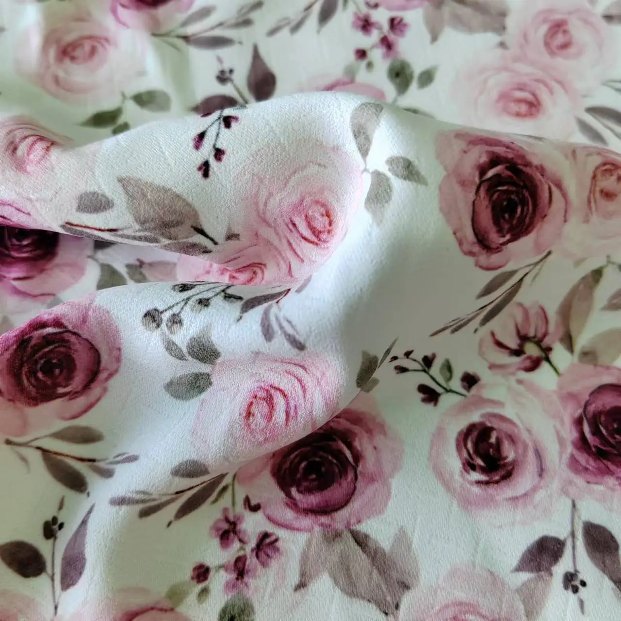 Custom New Printing 100% Polyester Medium Weight Anti-Static Jacquard Printed Garment Fabric