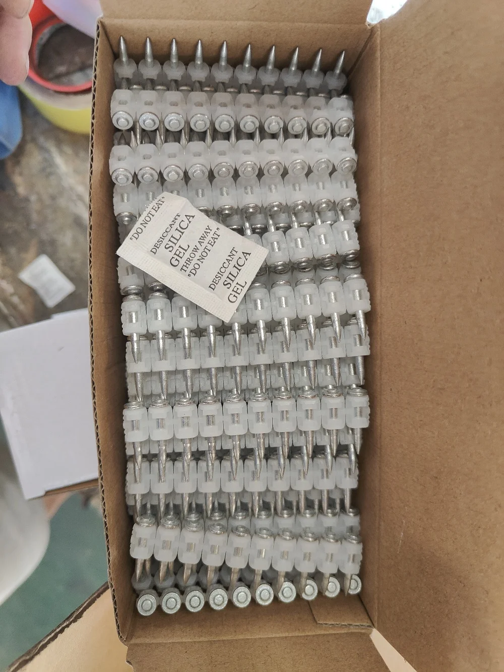 Professional Manufacturer 19mm shooting nails for hilti concrete gun GX120 Concrete Galvanized Gas Nails with plastic strip