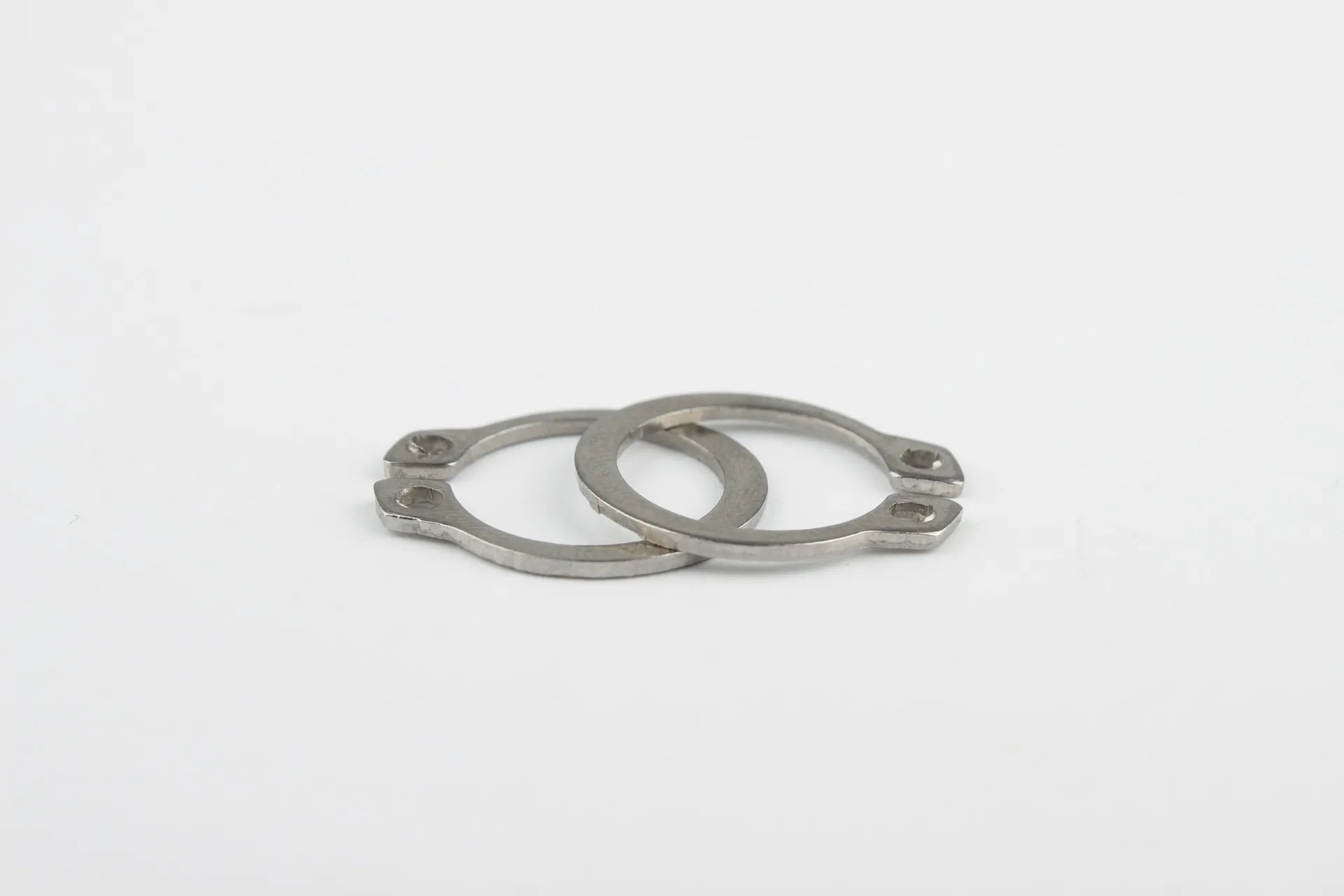 304 Stainless Steel C-Shaped Clamp Ring Elastic Outer Bearing Shaft Clamp Spring GB894 Retaining Ring Shaft Clamper Washers