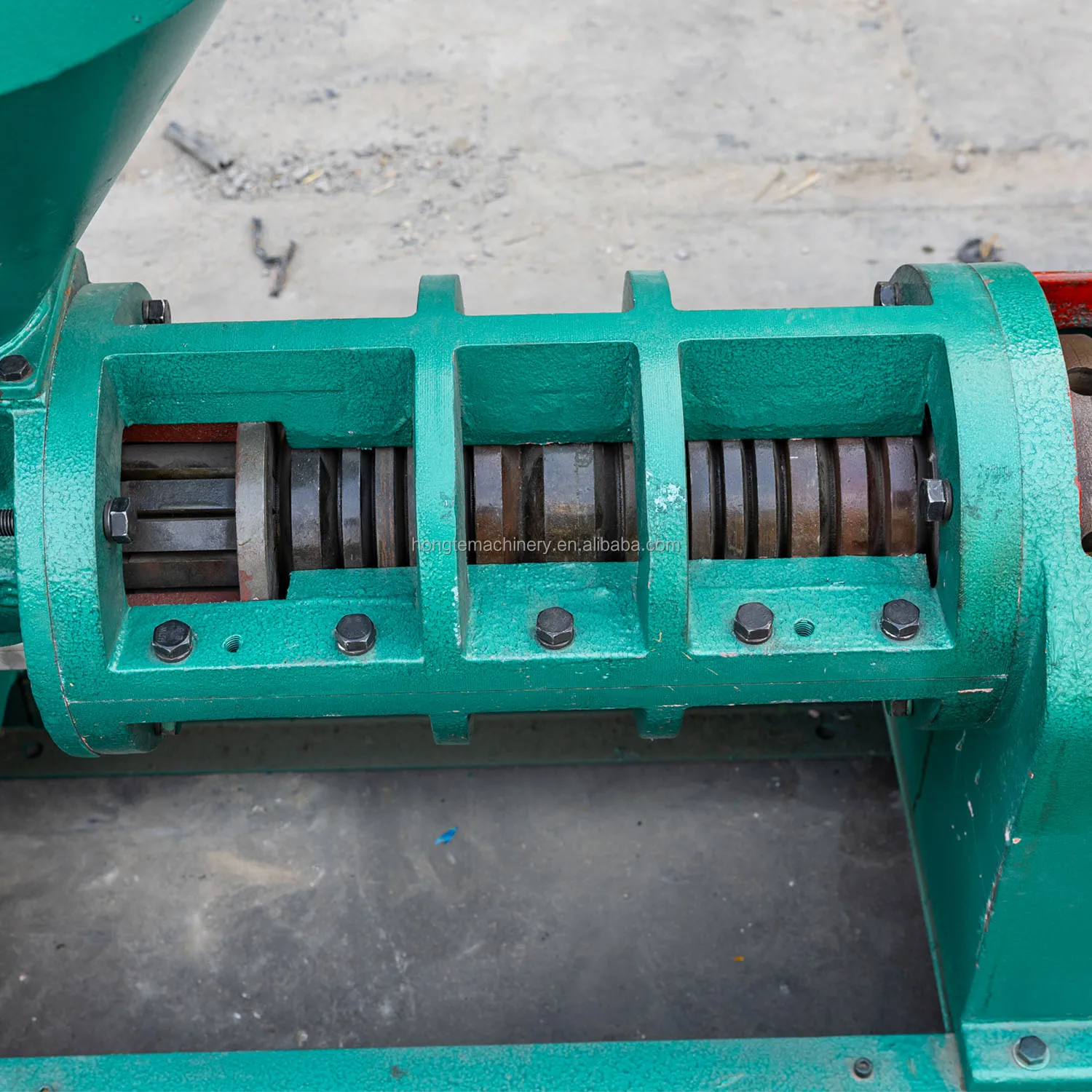 Small Capacity Rapeseed Oil Pressing Industrial Oil Press Machine