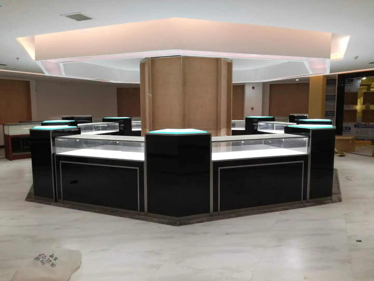 Customized Wooden Display Furniture  Museum Display glass Showcase for Museum display cabinet