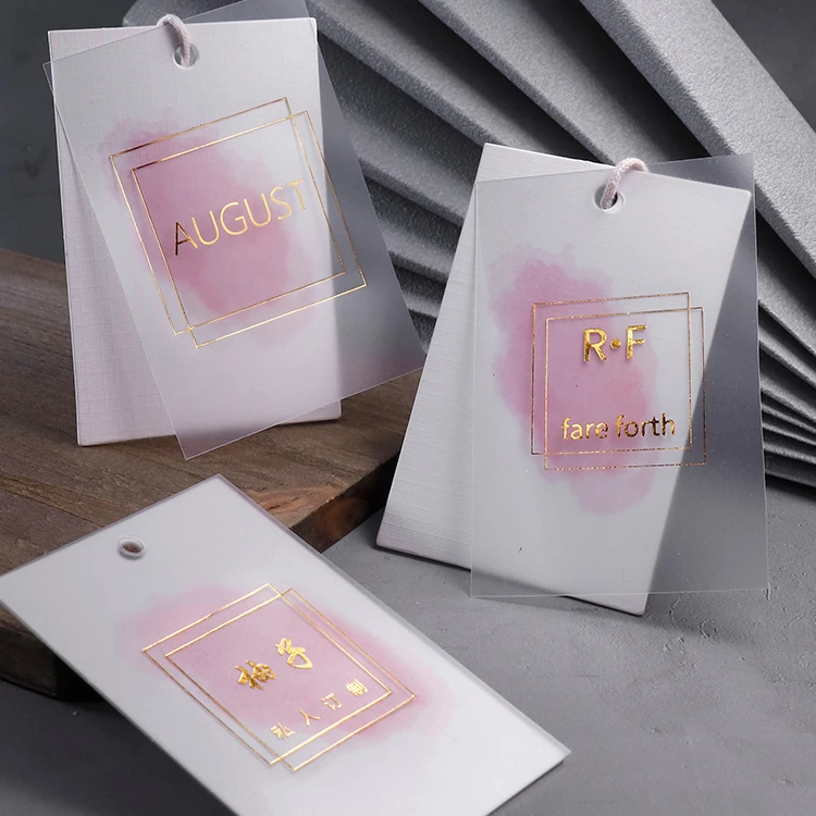 Высококачественные Аксессуары для одежды на заказ, прозрачные подвесные бирки из ПВХ-бумаги с логотипом одежды