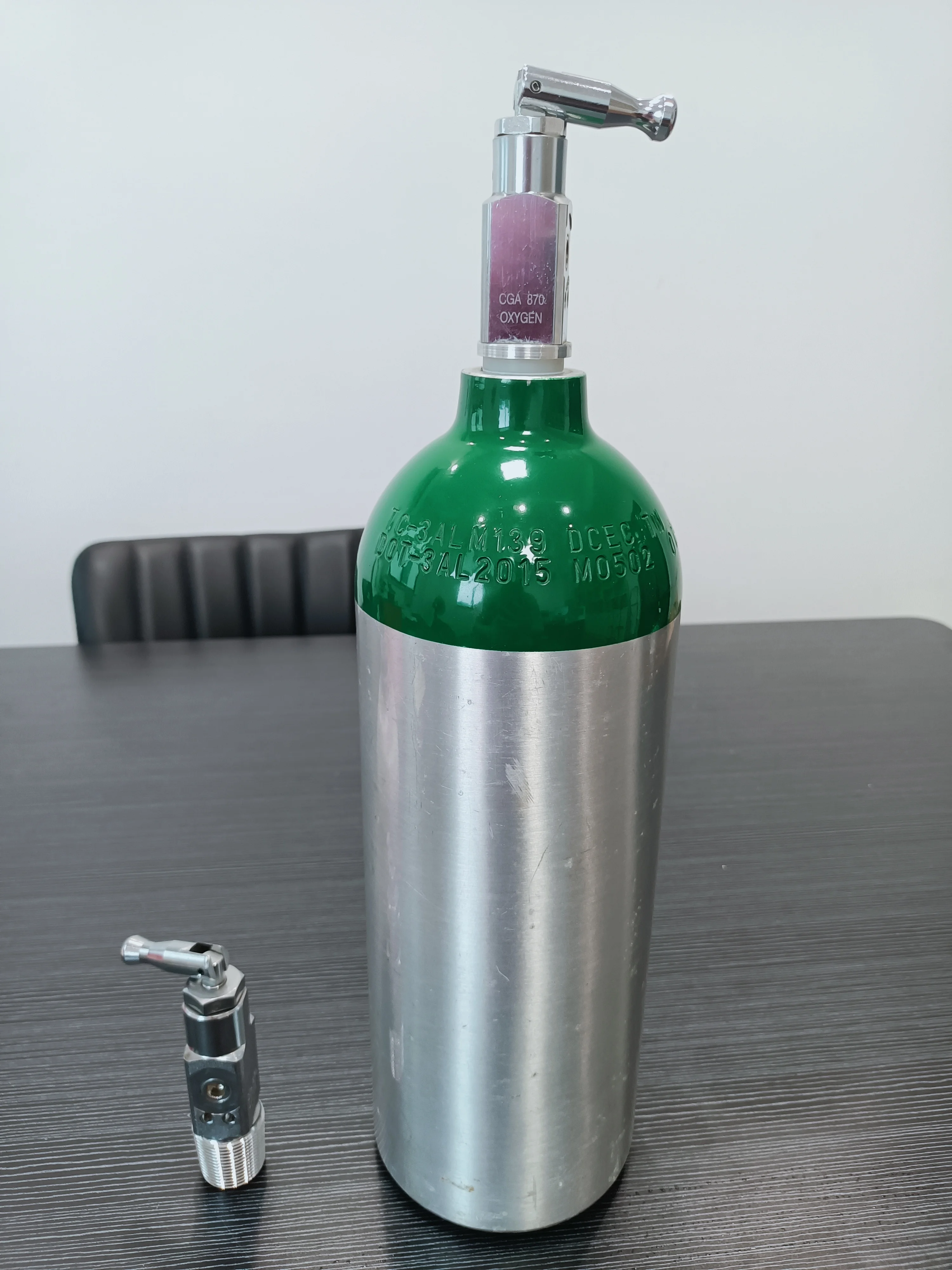 Ready To Ship Brass Oxygen Cylinder And Tank Valve CGA870 Pin Valve