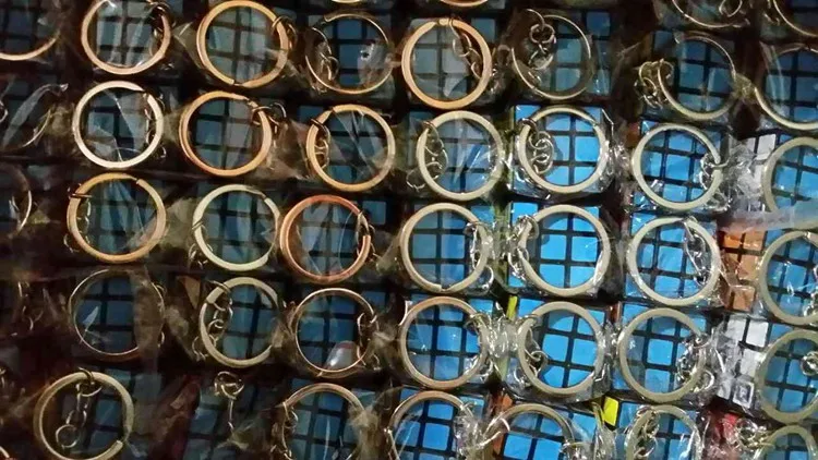 Promotion custom logo printing Mini 3*3*3cm plastic Magic cube keychain