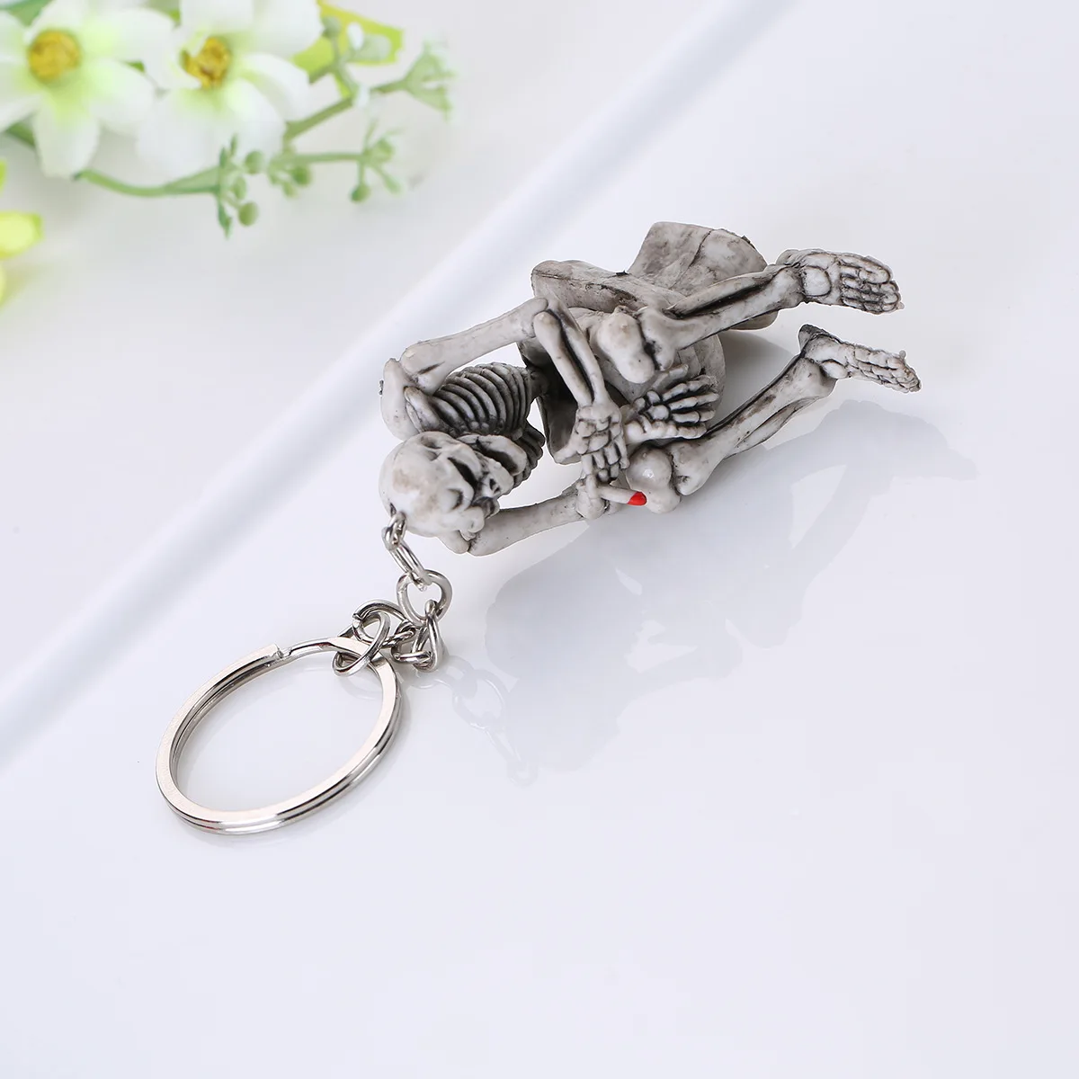 Figure Human Skeleton Key Ring Handmade Resin Human Realistic Collectibles Hand Painted Resin Punk Chopper Bike Ring