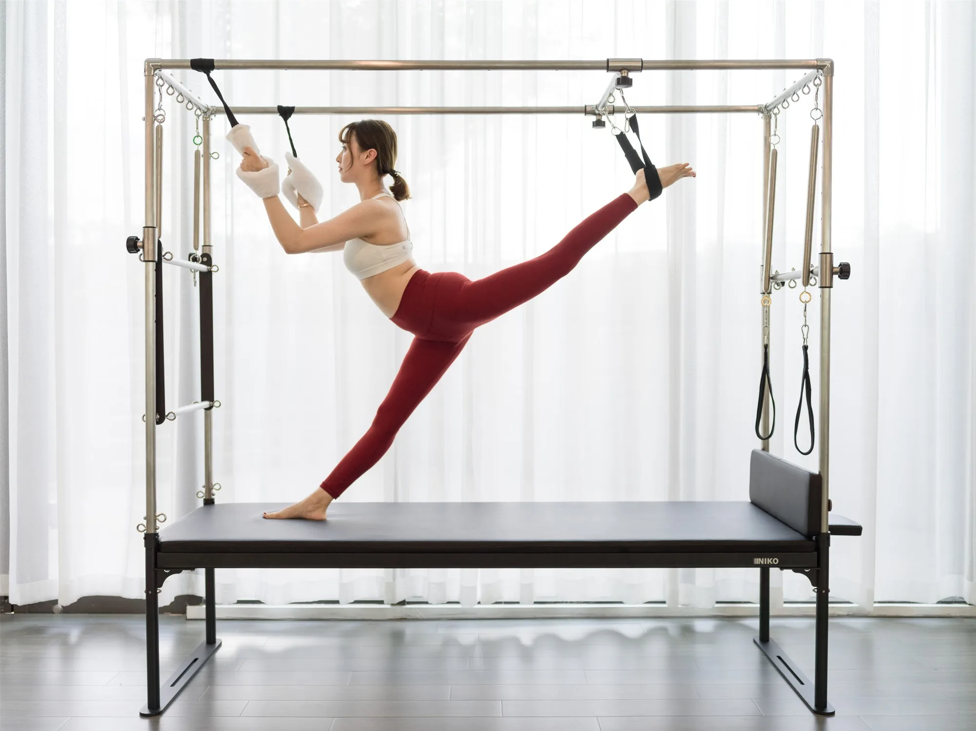 
Pilates Cadillac reformer 