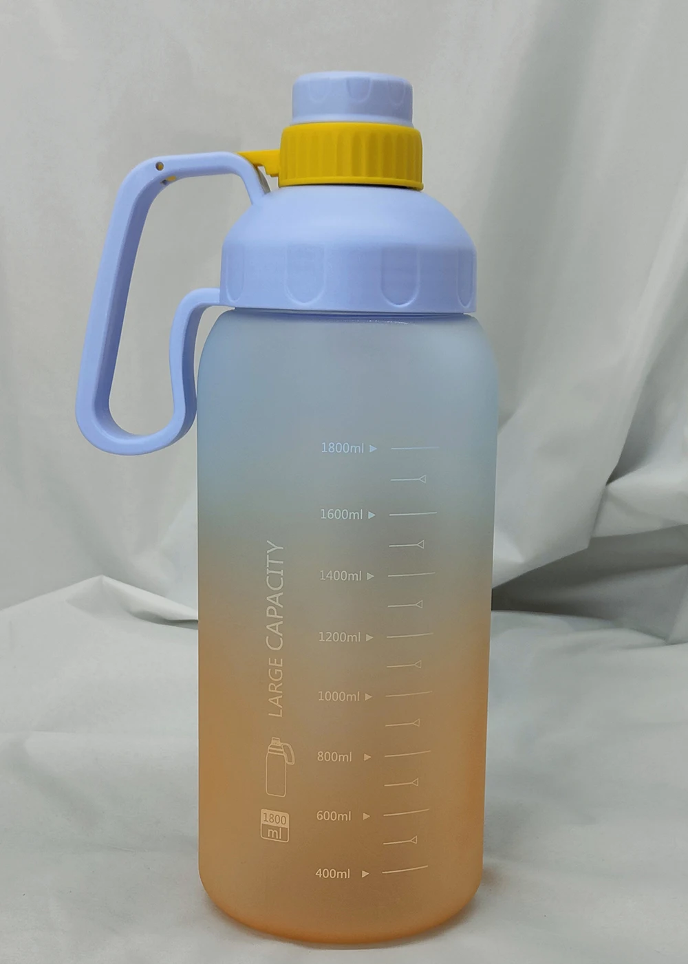 wholesale custom logo gym half gallon water bottle with sleeve