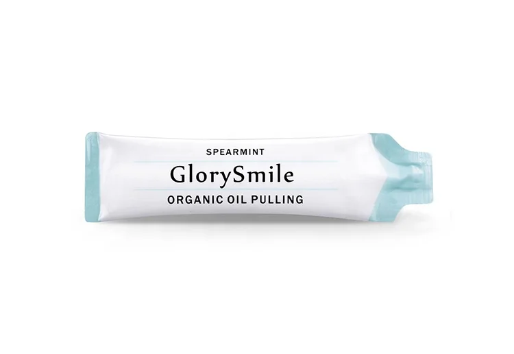 High quality Wholesale OEM logo and design Coconut Oil Pulling 14 Sachets Teeth Natural Charcoal Whitening Set Mint Mouth Wash