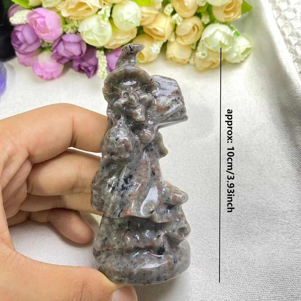 High Quality Halloween Witch Natural Yooperlite Crystal Carving UV Fluorescent Energy Reiki Home Decor Gift