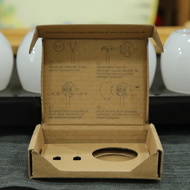 Free sample custom logo cosmetics clothing packaging mailer box shipping box carton with sealing tape