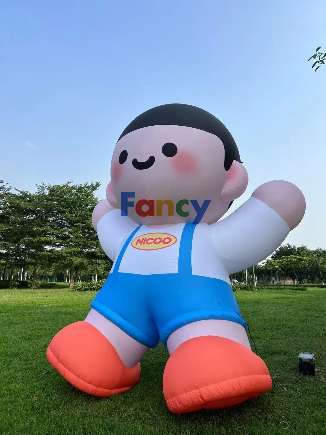 NEW design cartoon character for advertising/large decorative cartoon/plastic cartoon characters for sale