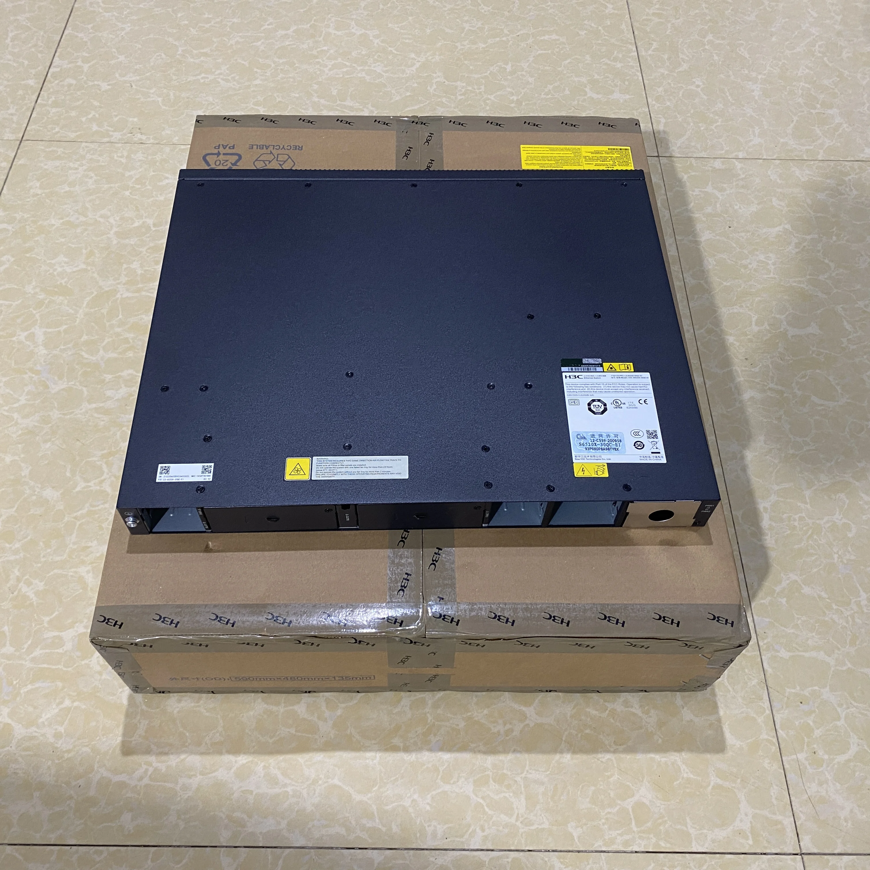 Brand New 24 Port Gigabit L2 H3C Ethernet Switch LS-5130S-28S-EI S5130S-28S-EI