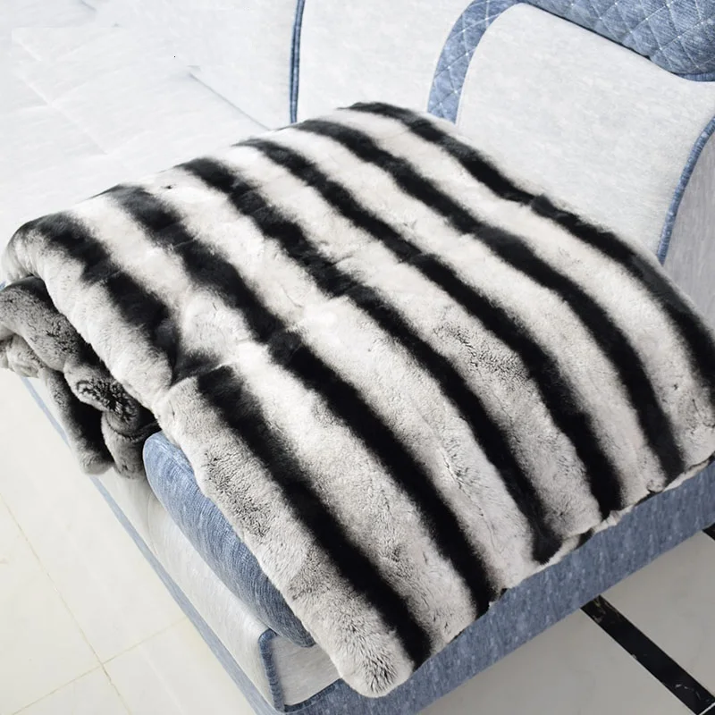 Premium Quality Rex Rabbit Fur Bed Runner Buttery Soft Texture Luxury Dyed Grey White Chinchilla Fur Bedding Blanket