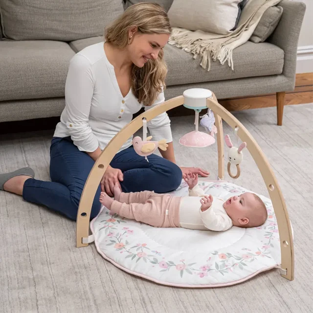 Eco-friendly Wooden Foldable Baby Play Gym Frame Activity Mat Gym for Babies 0-12 months
