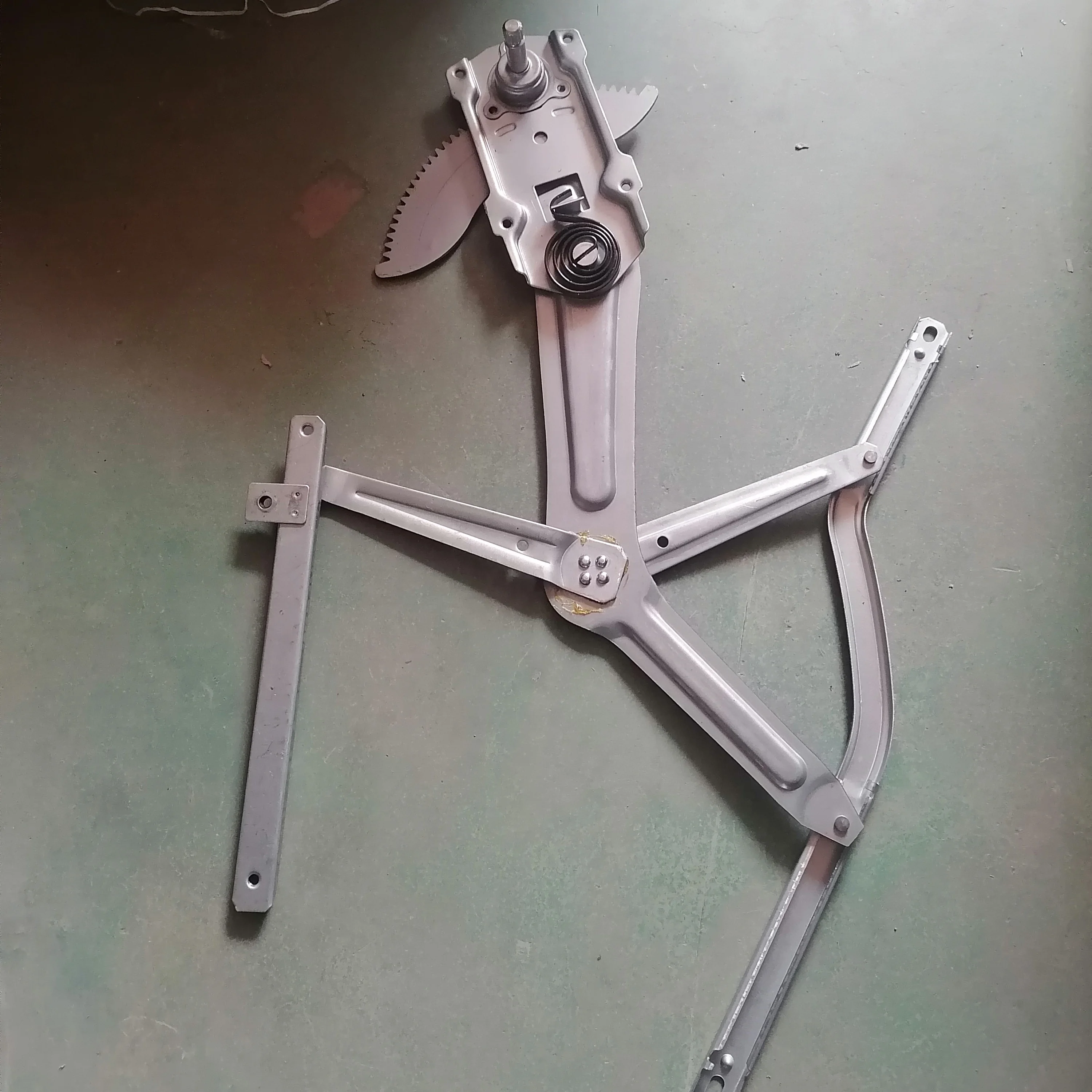 Регулятор стеклоподъемника для 300 hino