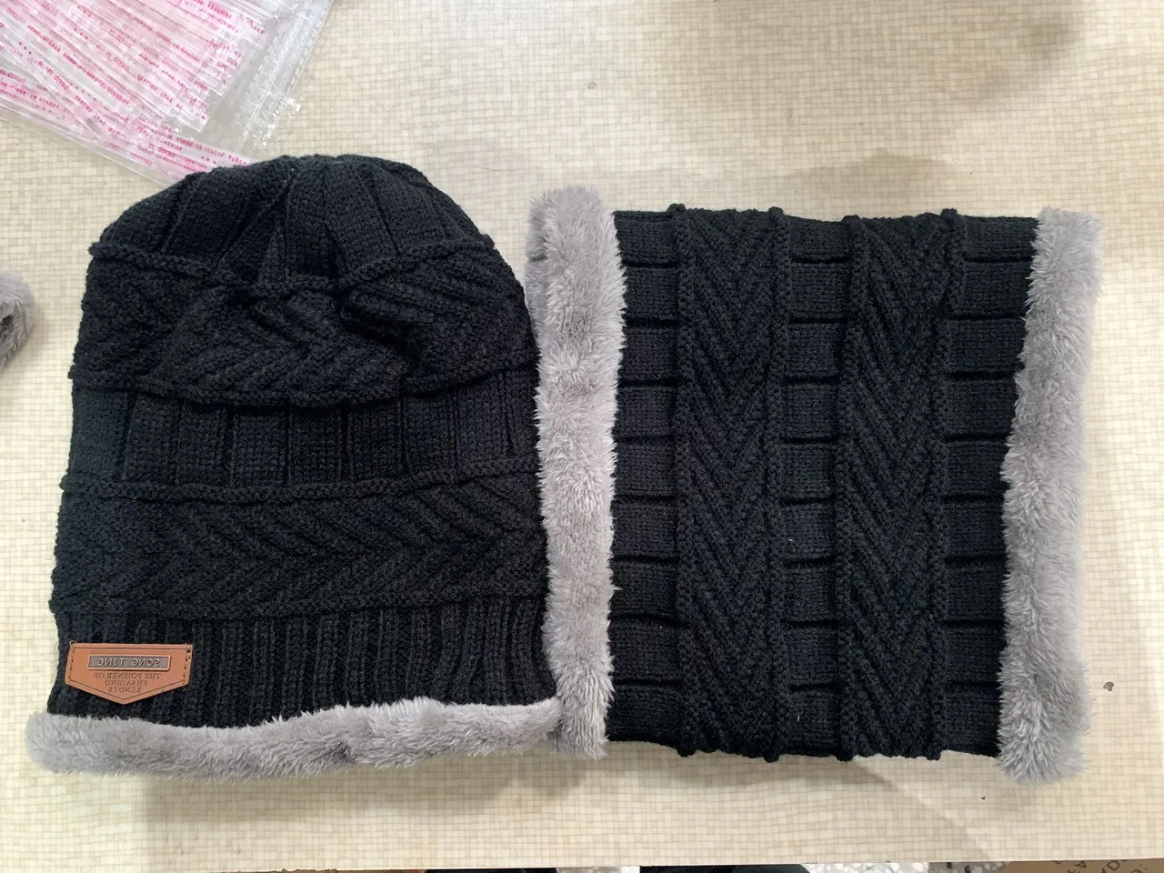 Wholesale Men Women Winter Warmer Plush Beanie Scarf Set Warmer Neck Thick Knit Hat Two Pieces Set