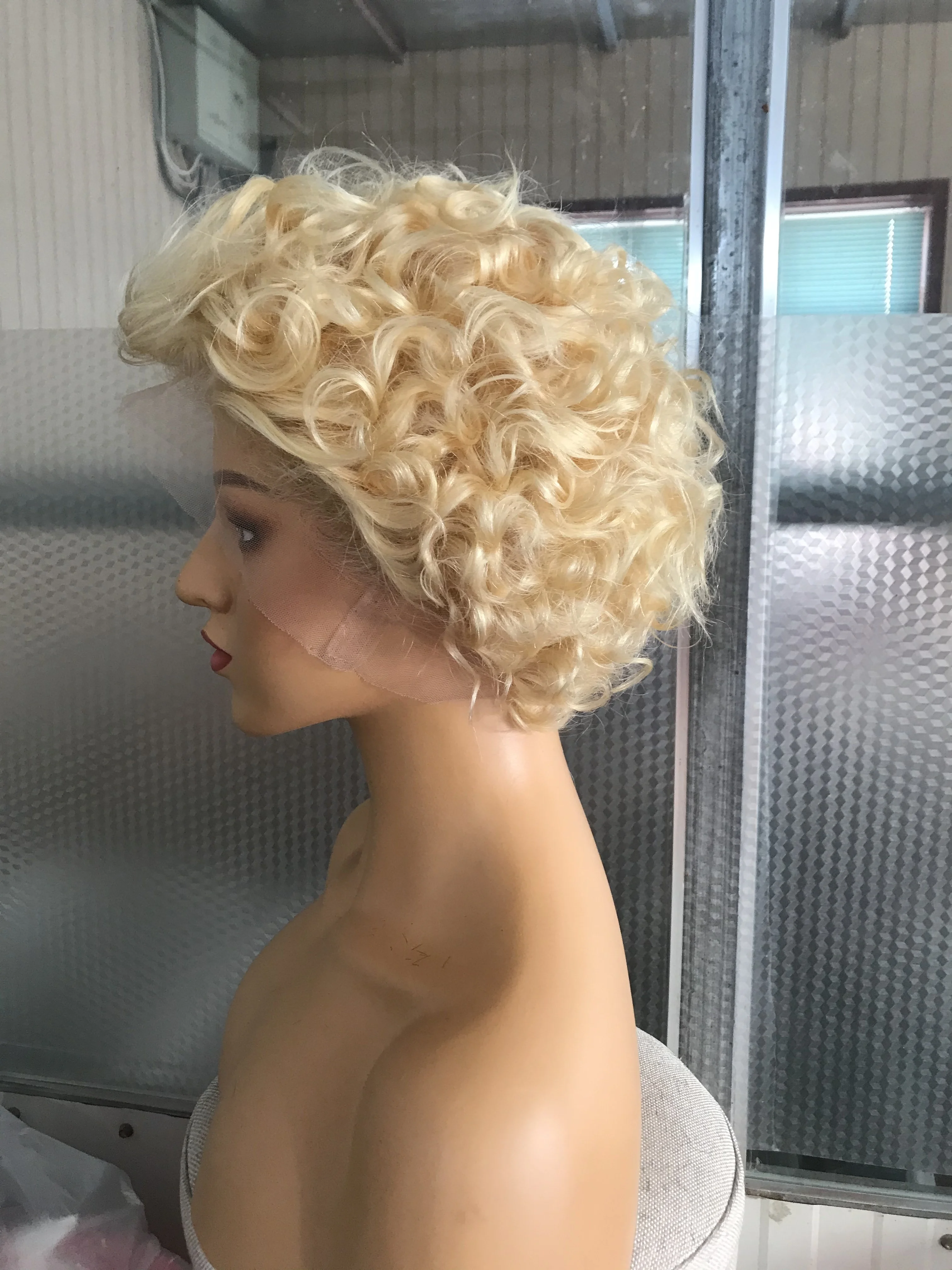 Amara best sale popular full lace pixie wig 613 bob lace wig top quality brazilian pixie wig in stock