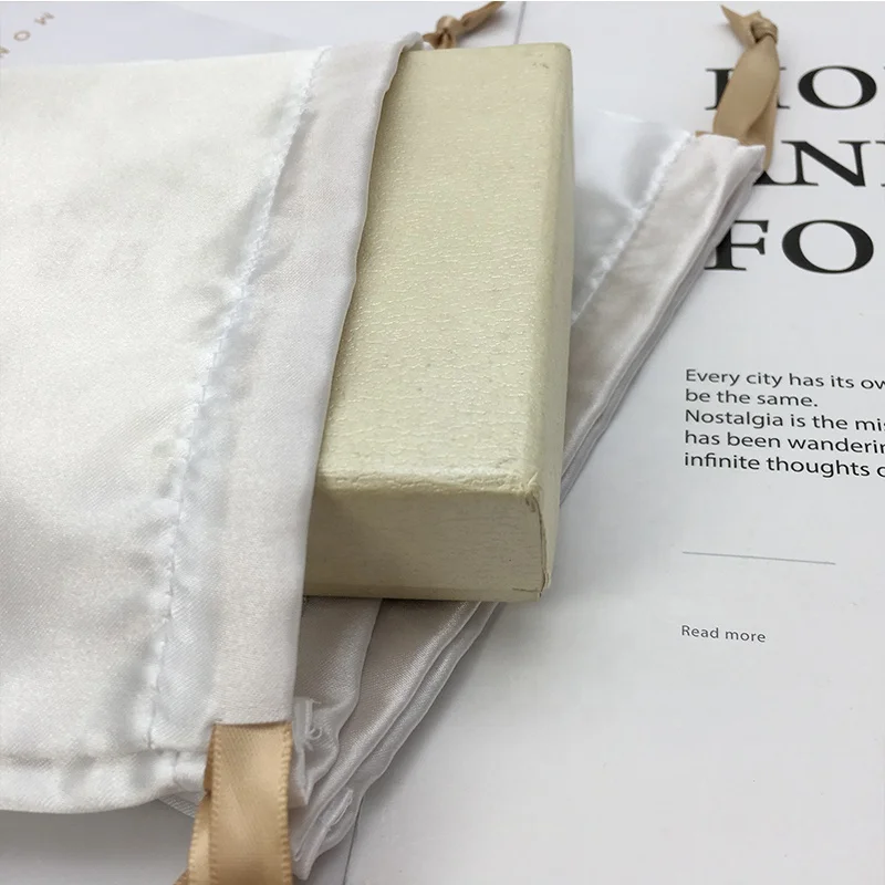 Wholesale Recyclable High End Hair Storage Satin Bags Luxury Satin Clothes Shoe Satin Packaging Pouch