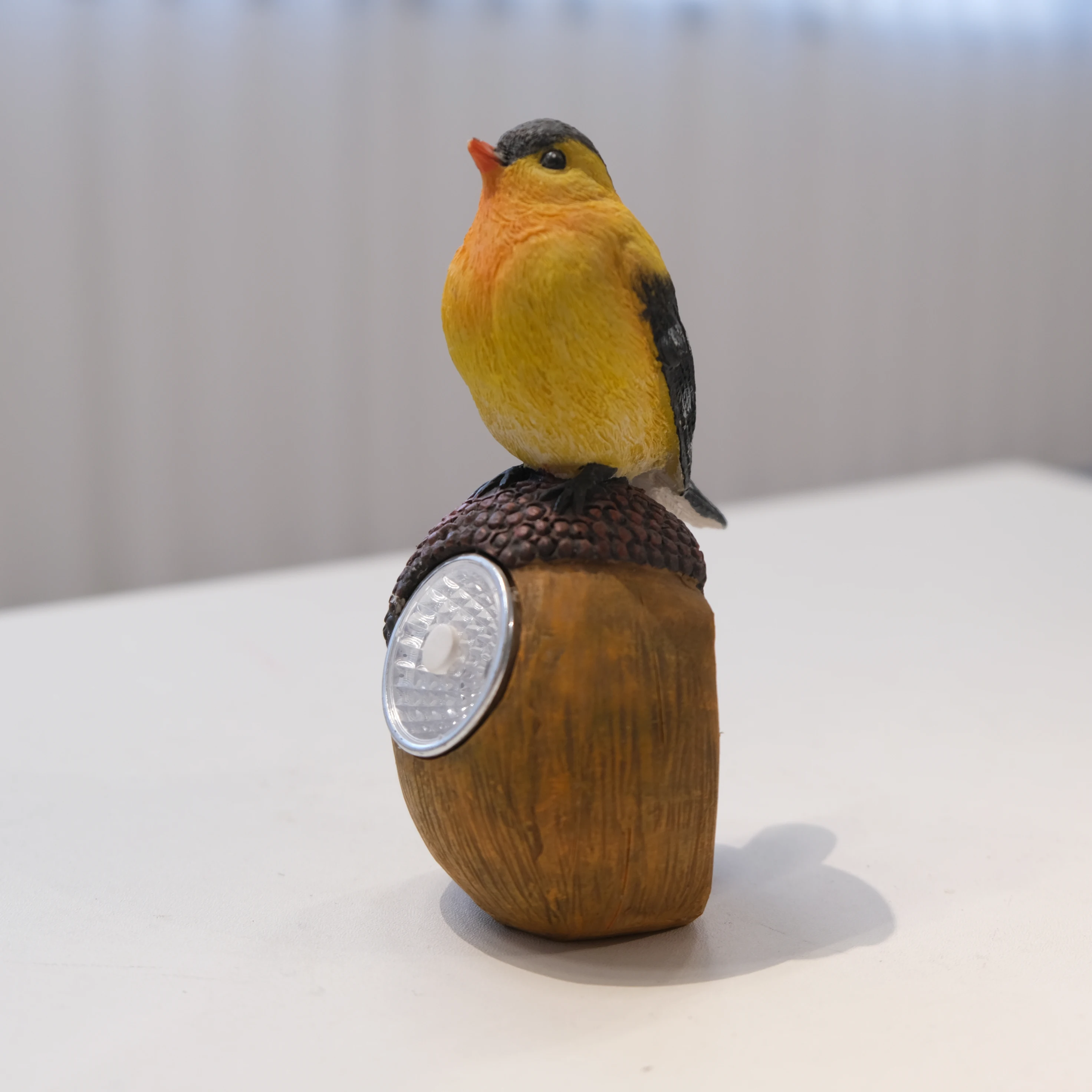 Resin Crafts Wholesale Custom Garden Decoration LED Solar Box Animal Statue Cute bird Figurine