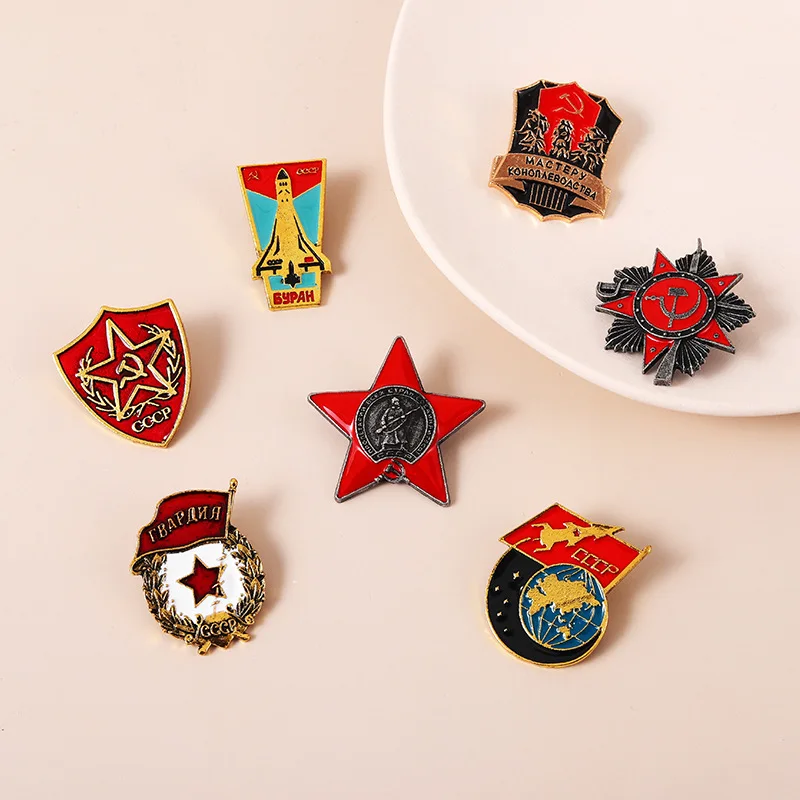 Stock  Hot European New Soviet Rice Star Brooch Badge Medals Paint Badge Wholesale Brooch
